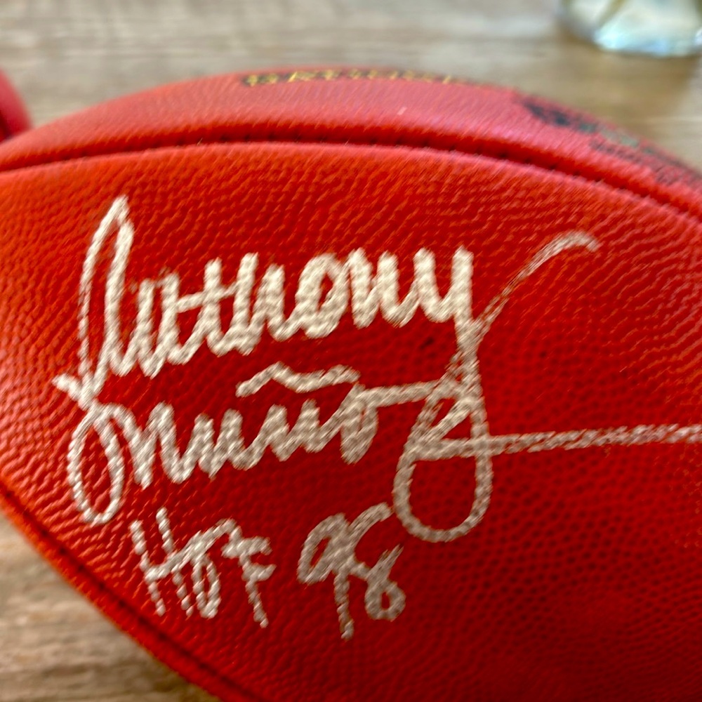 NYT 2020 Super Bowl signed football from the Anthony Munoz🏈